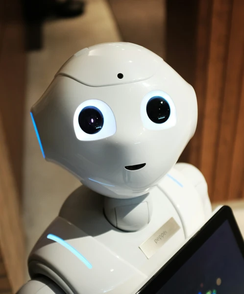 Robot ser glad ut